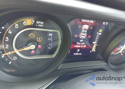 2024 Jeep Wrangler Sahara z USA, uszkodzony, nr VIN 1C4PJXEG2RW377739